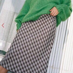 Lisa Says Gah Sandy Midi Skirt in Hazelnut Plaid Size Medium